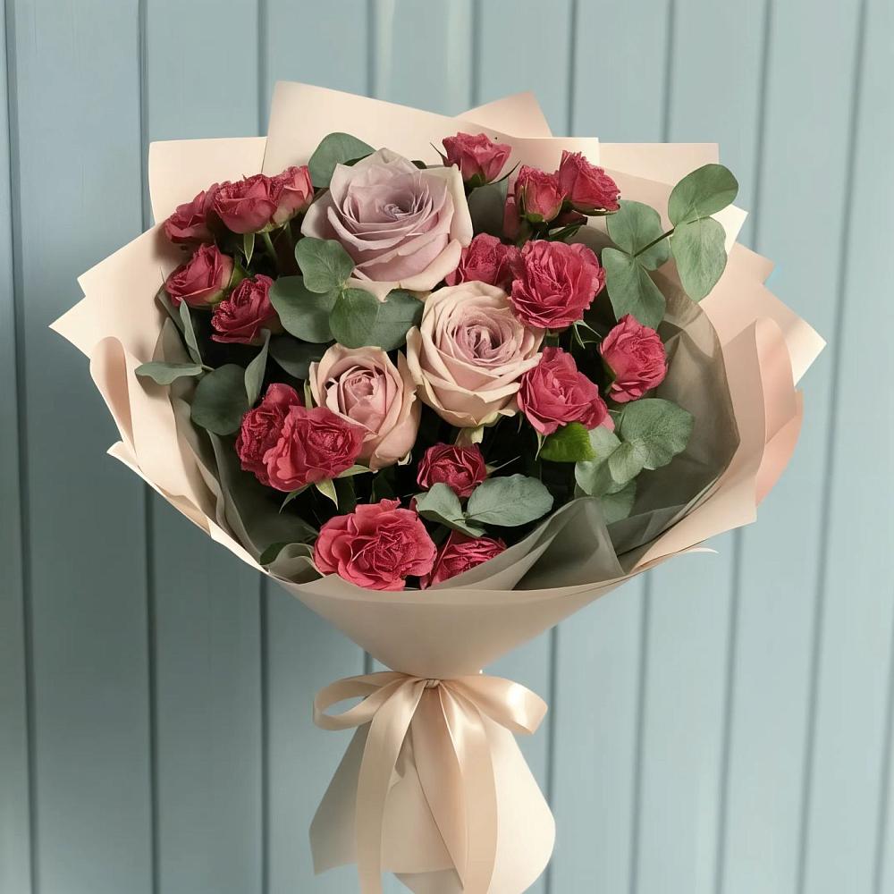 Букет цветов из: Гвоздики и Розы в Тарусе
