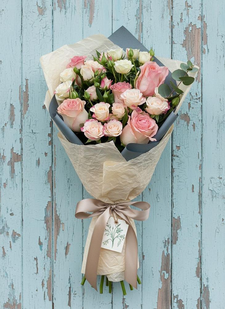 Букет цветов из: Розы в Тарусе