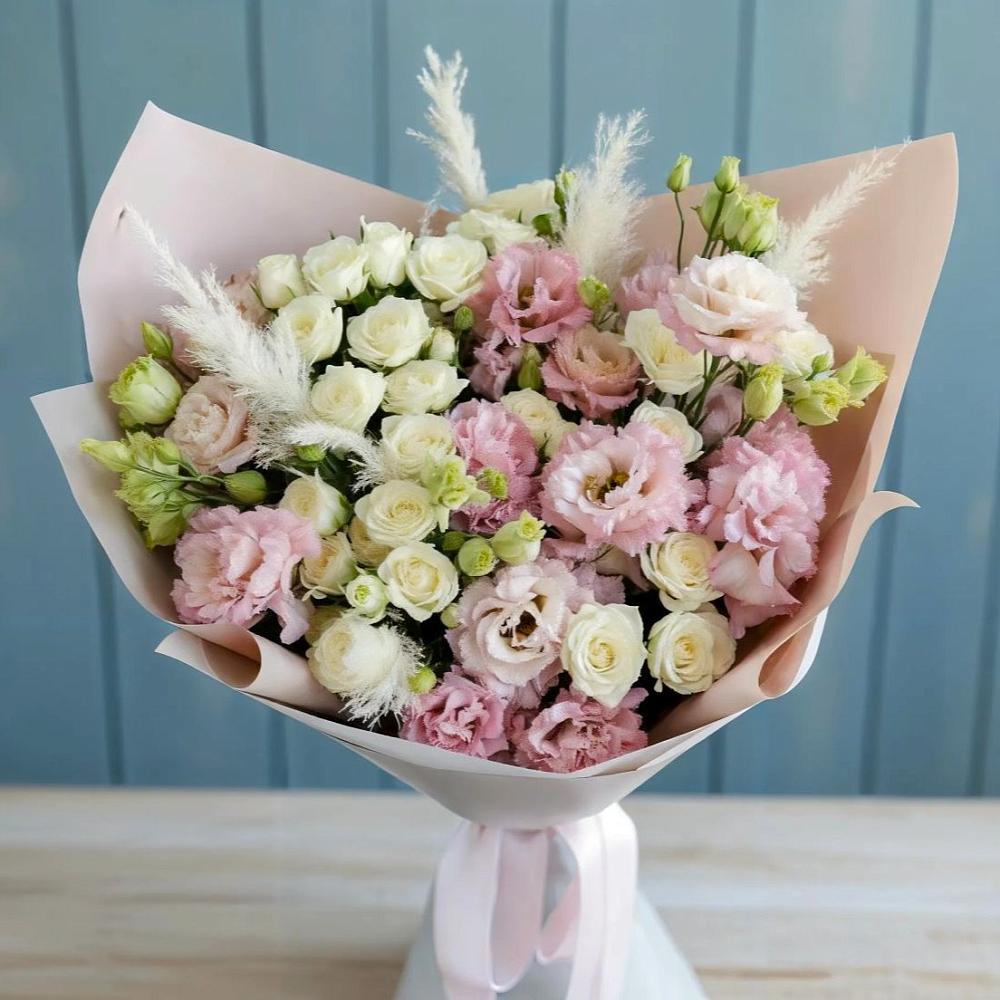 Букет цветов из: Альстромерии и Розы в Тарусе