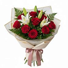 Букет цветов из:  Лилии и Розы в Тарусе