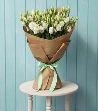 Букет цветов из:  Лизиантусы в Тарусе