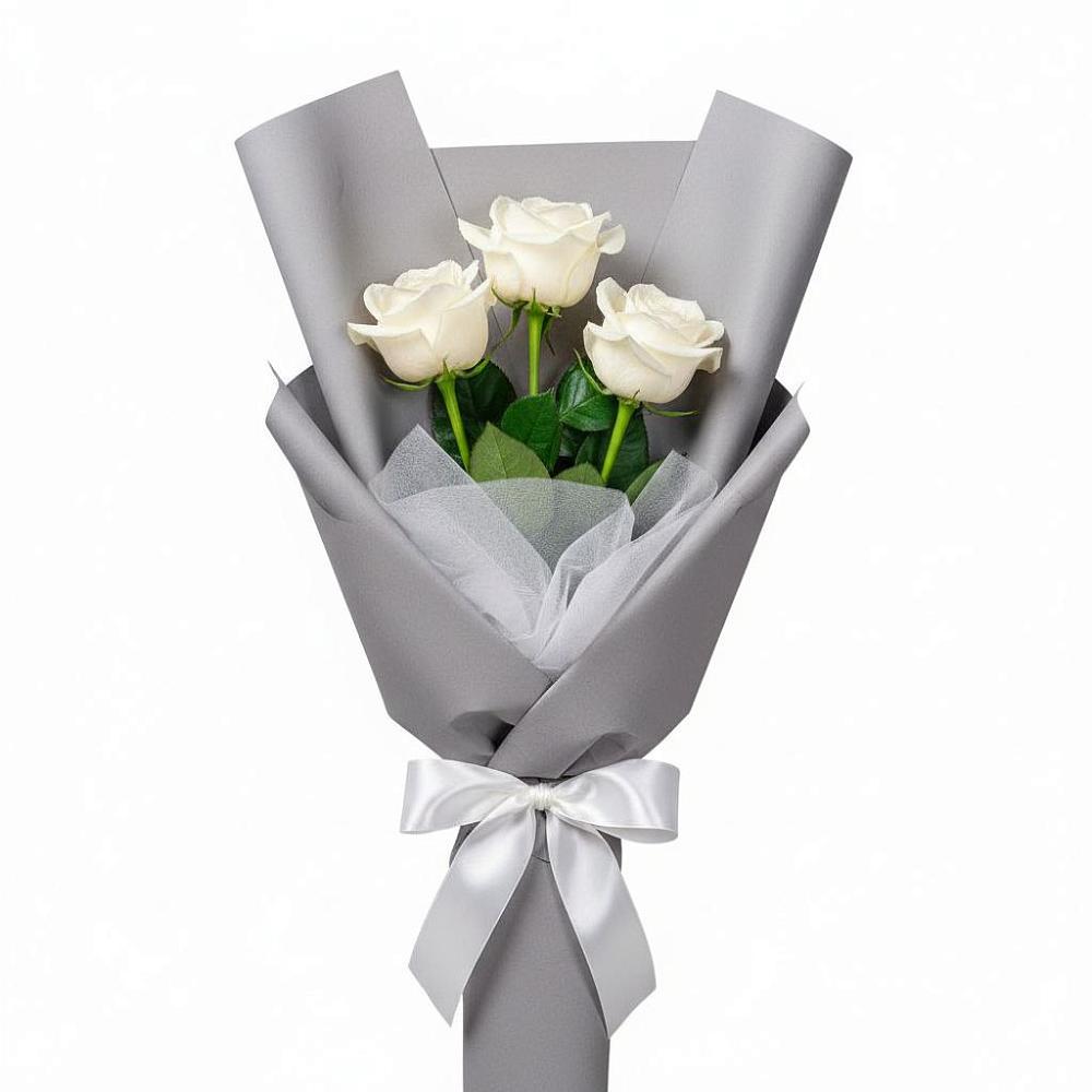 Букет 3 белые розы в Тарусе