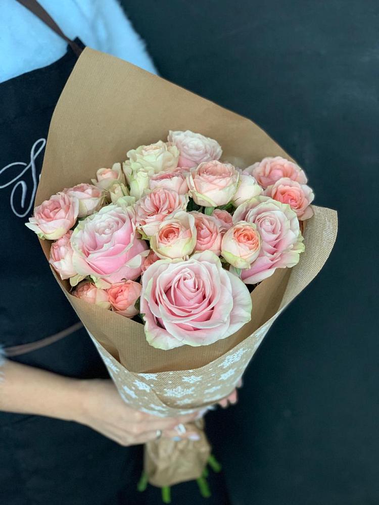 Букет цветов из: Хризантемы и Розы в Тарусе