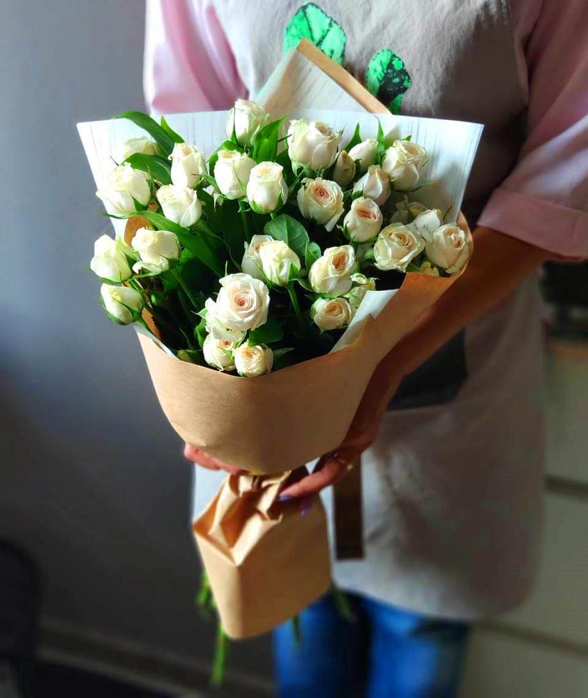Букет цветов из: Розы в Тарусе