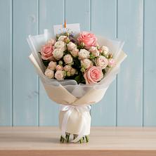 Букет цветов из:  Розы в Тарусе
